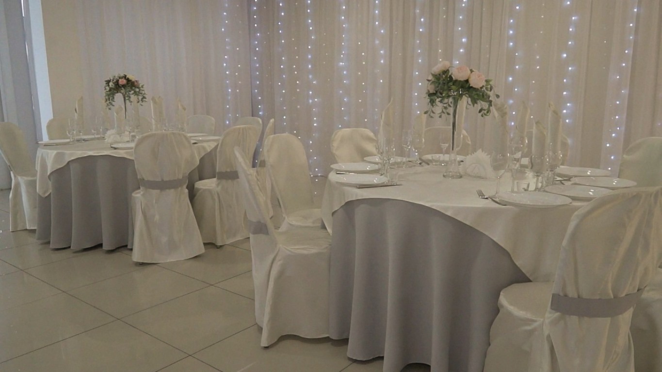 Большой зал на Брестской